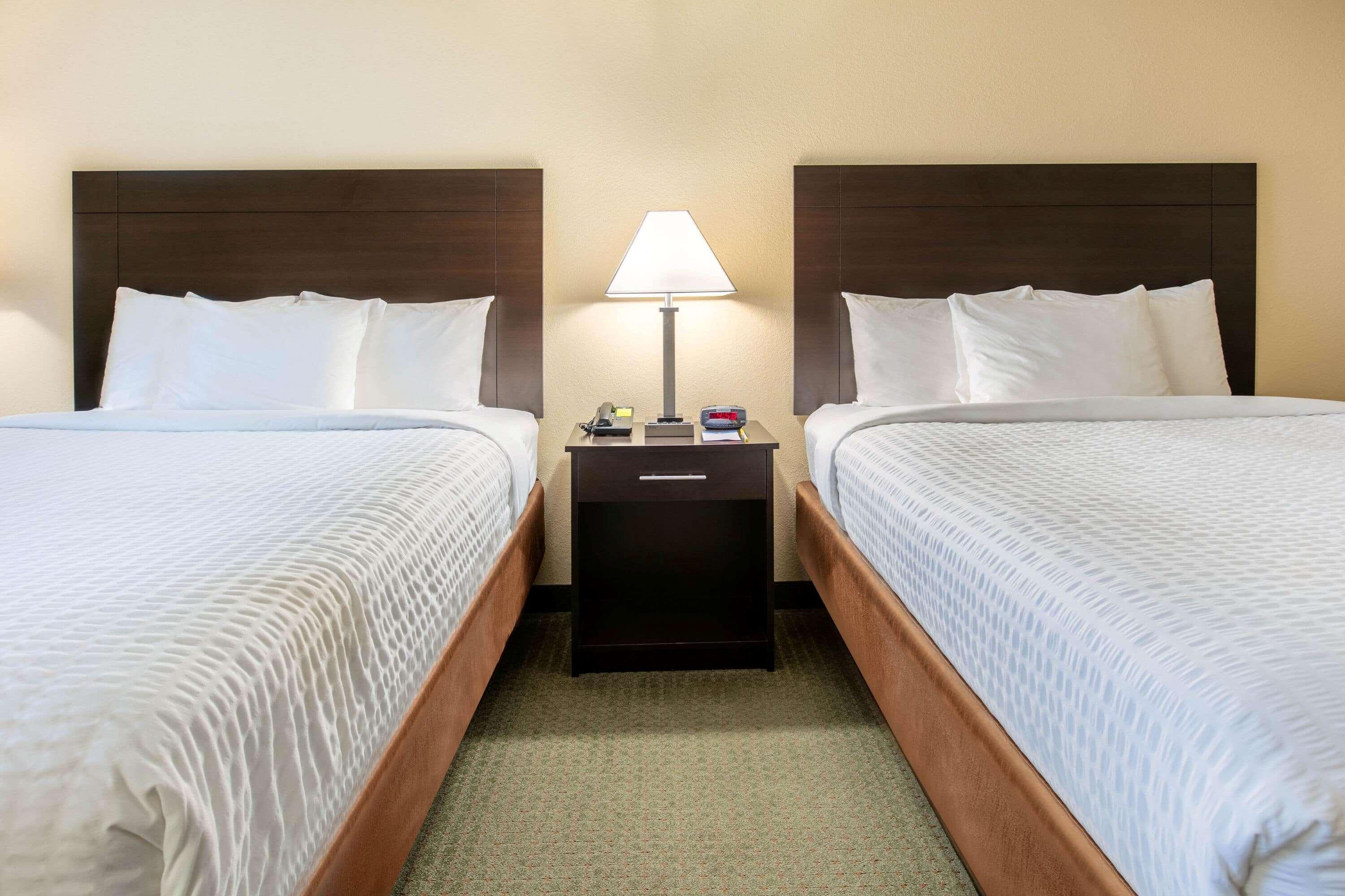 Days Inn & Suites By Wyndham Florence/Jackson Area Exterior foto